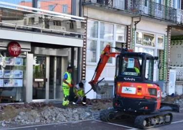 Photos de construction du site du projet de fibre optique ur